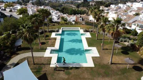 Marae Home - Dream Holidays Private Pool with Brea