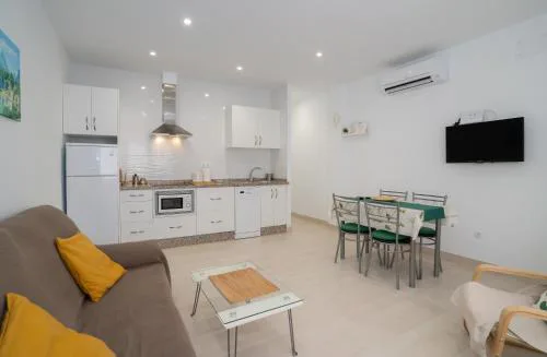 MRV Apartamento al lado de la playa con parking