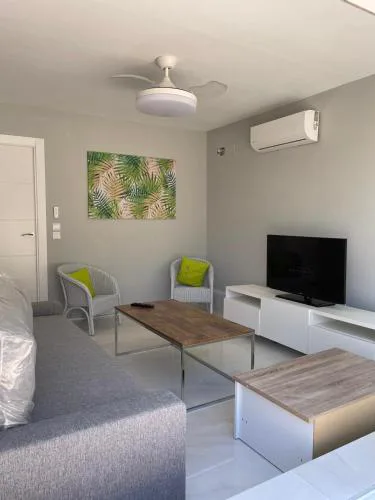 Seafront recently renovated apartments