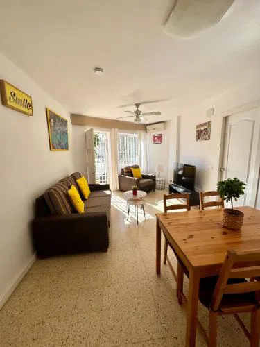 Solymar Serenity - Charming 2 bedroom holiday home