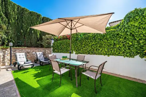 VILLA CARMEN GARDEN & PARKING