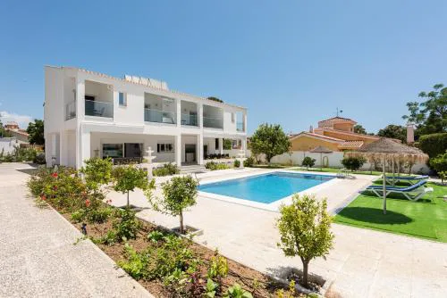 Villa Selvetta, lujo en Puerto Marina Benalmadena