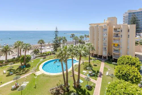 Wonderful apartment with sea views