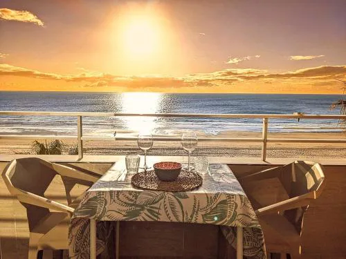 Apartamento en la playa con garaje