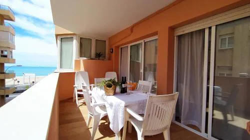 AZAHAR-Playa Home by Cadiz4Rentals