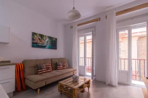 COQUETO APARTAMENTO EN EL CENTRO DE CADIZ