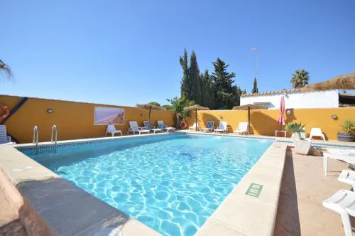 Estudios con piscina compartida en Complejo Rural el Mayorazgo