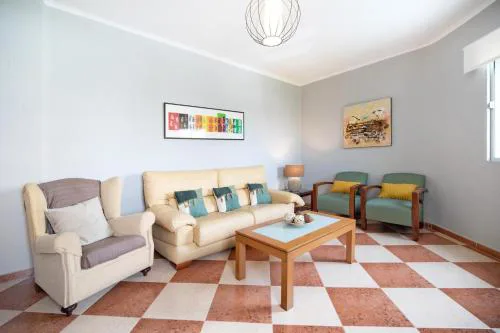 Grand Beachside Apartment - Cádiz