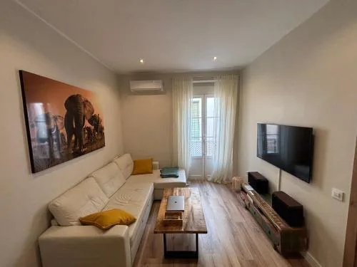 PRECIOUS AND ORIGINAL APARTMENT CENTER