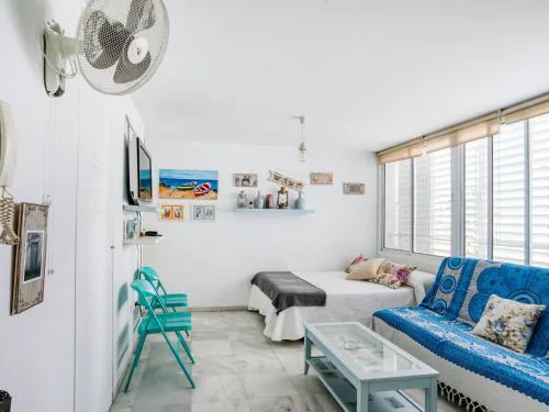 Simplistic Holiday Home in Cadiz near the Beach