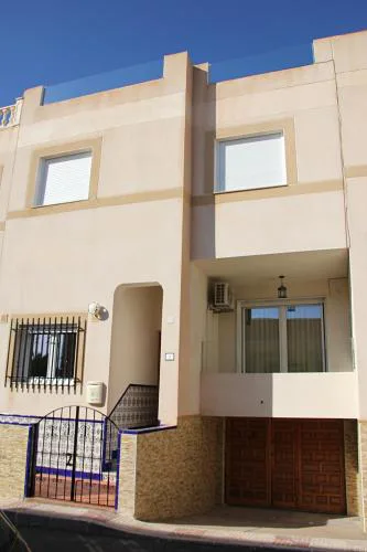 Duplex Antonio Machado