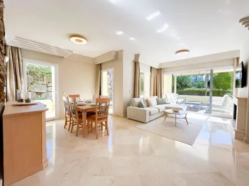 Beach & Golf Apartment in Casares Costa