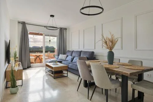 Casares Skyview Apartment