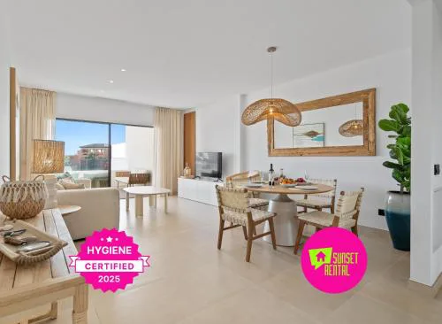 Chic and bright 2bedroom apartment in Casares Golf