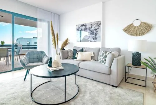 DJA- Modern 2 bedroom apartment close to beach