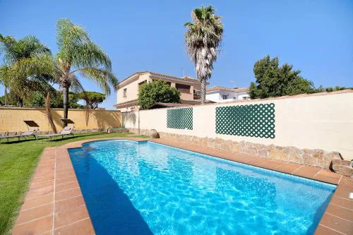 Chalet con piscina en la Barrosa