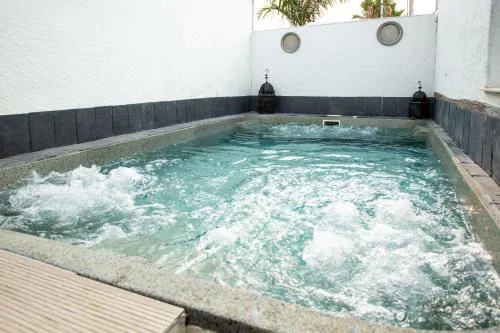 Villa egipto con jacuzzi y piscina climatizada