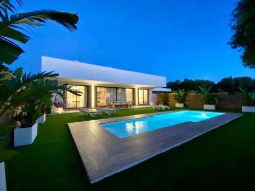VISTA LAGO VILLE