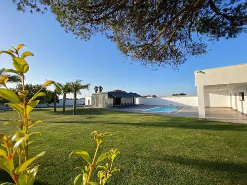 Villa Romance
