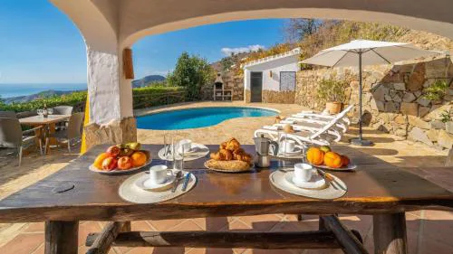Finca Algarabia Competa by Ruralidays