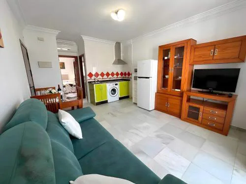Alojamiento con balcon y espectaculares vistas al mar