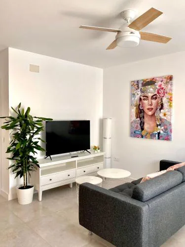 Apartamento Luz de Conil CALEFACCIÓN Y WIFI -SOLO FAMILIAS O PAREJA- NO ACEPTAMOS GRUPOS-