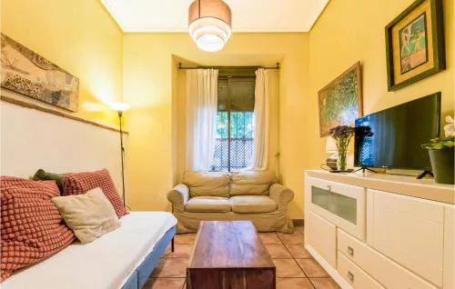 2 Bedroom Lovely Apartment In Cordoba