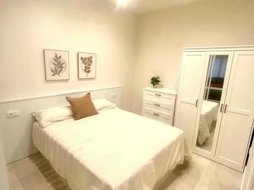 Almogávares 36 2 Apartamentos