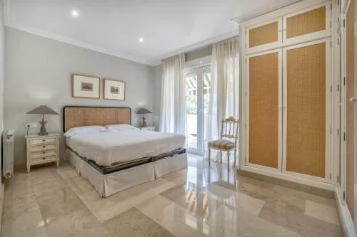Apartamento Los Tilos & Parking & Piscina