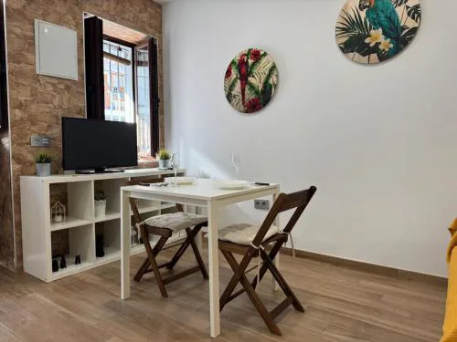 Loft Tulipanes Amarillos Junto a la Mezquita
