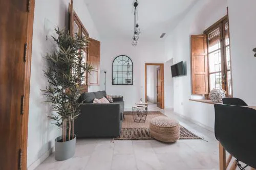 LUXURY & NEW APARTMENT CORREDERA