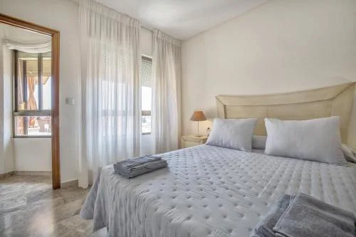 R & T Córdoba Center Apartamentos - Parking