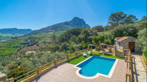 Villa Jael El Gastor by Ruralidays