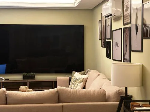 BASTINAZO ALOHADREAM - LUXURY PREMIUM - DormirDCategoria Condetó en la Mejor Ubicación de la Ciudad, Especial Grupos, Insonorizado, Aire Acondicionado en todas las habitaciones, TV 100" - El Puerto de Santa María - Reformado de Diseño y Equipado en 2024