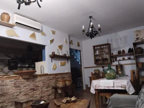 Bienvenidos Villa Roki Para información seis3tres 0nueve 0nueve veinte