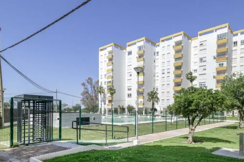 Valdelagrana Playa y piscina