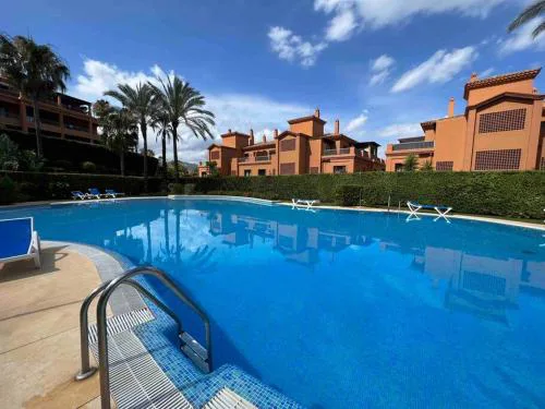 3 BR in a gorgeous complex