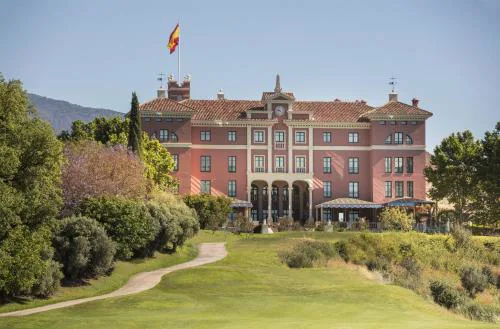 Anantara Villa Padierna Palace Benahavís Marbella Resort - A Leading Hotel of the World