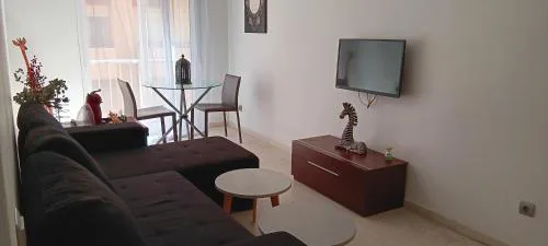 APARTAMENTO EN PRIMERA LINEA DE PLAYA EN Estepona