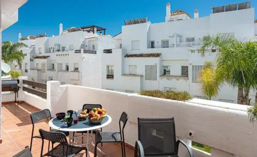 Azure & Green Valle Romano 3BR