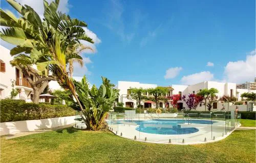 Beautiful Apartment In Estepona