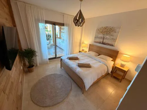Benahavis Holidays