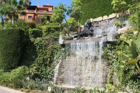 Benatalaya Estepona
