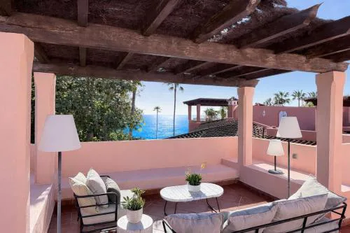 Costa del Sol Frontline Sea view penthouse