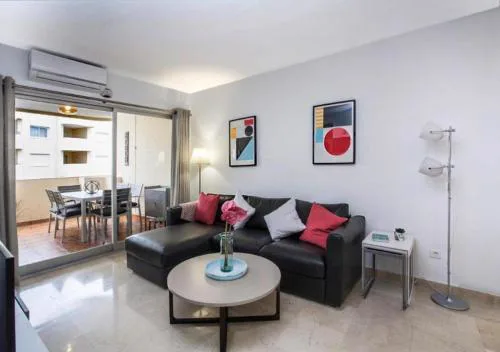 Estepona Marina, Winter Sun from 99E per night, Sea Views, Balcony, Lift, Wifi