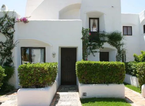 Estepona - Playa - Estudio con terraza solárium Pi16
