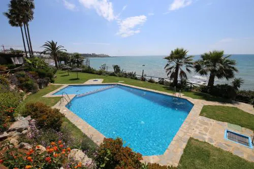 Estepona West Townhouse BIANCA