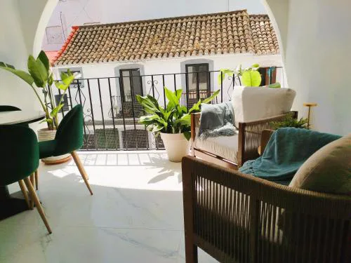 Impressive apartment with 3 bedrooms metres from the beach