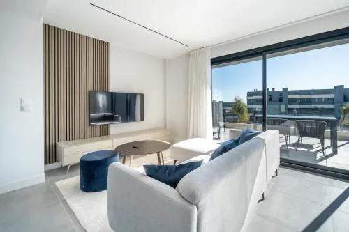 Luxury Oasis Escape