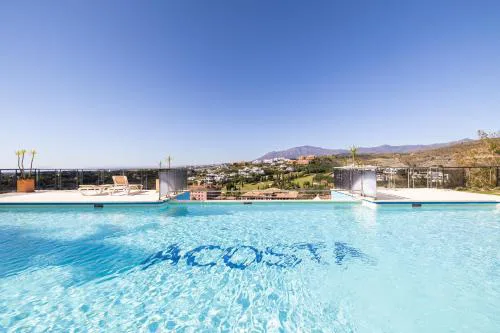 Mediterranean Swing - Acosta Apartment 4, Villa Padierna